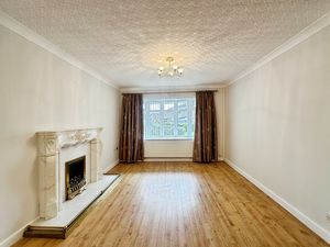 Lounge- click for photo gallery